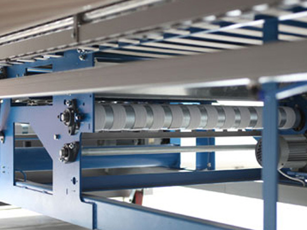 可與各種類型的熨平機相匹配