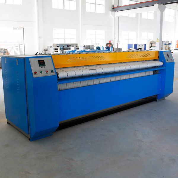 燙平機的主要作用就是給洗滌完畢的衣物，床單，毛巾，浴巾，臺布等布草進行燙平